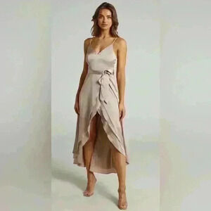 Showpo. NWT Women’s TREASURING YOU‎ WRAP MIDI DRESS IN MOCHA SATIN Size 8
